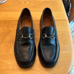 GUCCI vintage y2k horsebit leather loafers